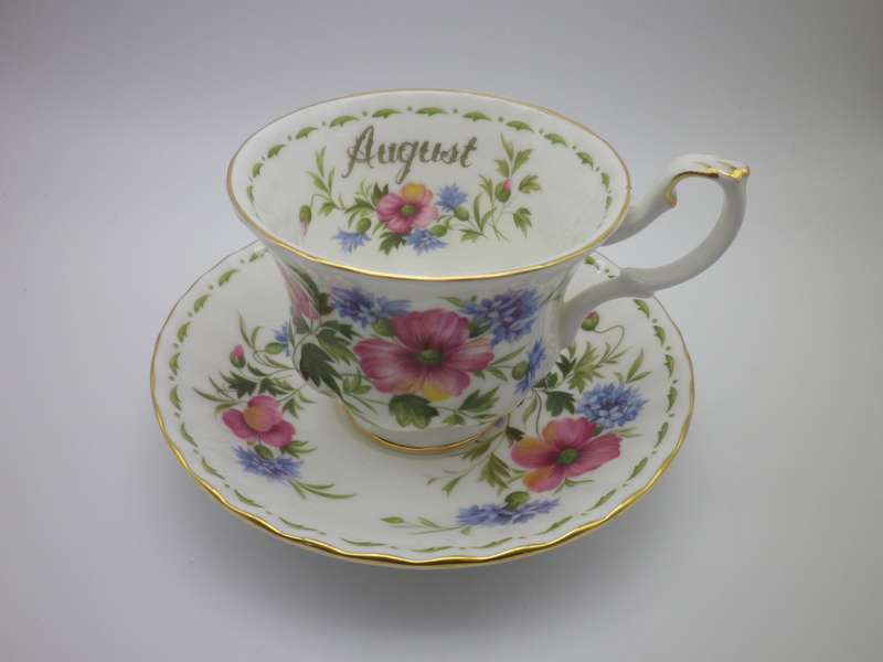 Royal Albert AUGUST flower of the month tea duo. Poppy