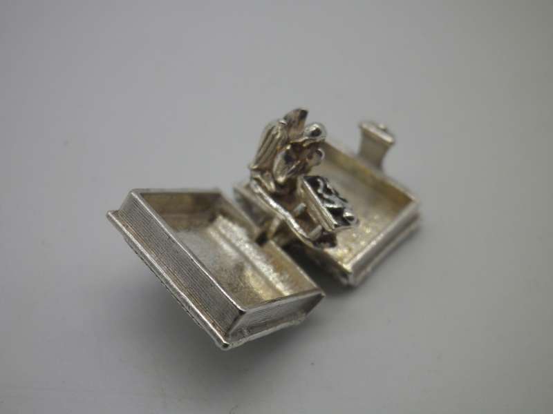 Rare 1950s  Sterling Silver opening BIBLE charm or pendant with praying angel & baby inside. 7.1g