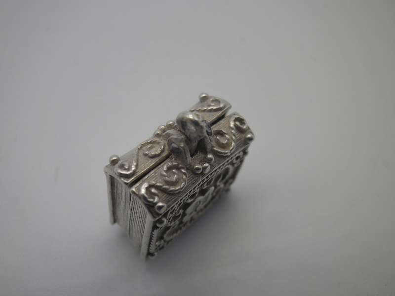 Rare 1950s  Sterling Silver opening BIBLE charm or pendant with praying angel & baby inside. 7.1g