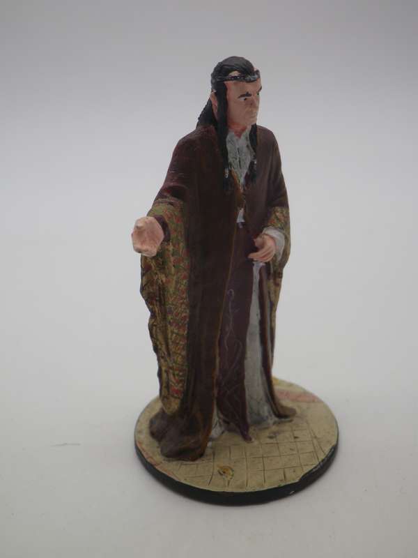 ELROND Lord of the Rings Hand Painted Lead figurine NLP 2004. Original label