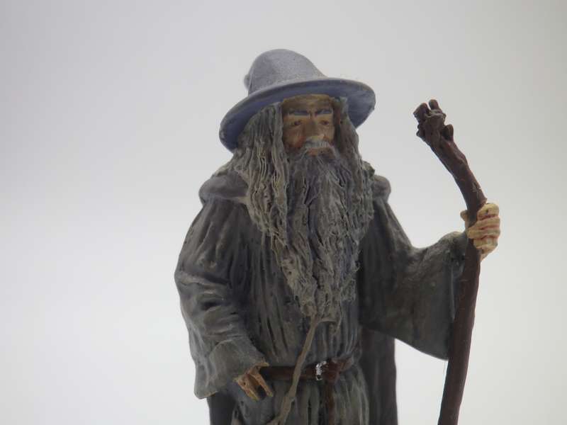 GANDALF THE GREY Lord of the Rings Hand Painted Lead figurine NLP 2004.