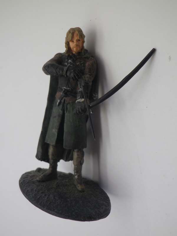 FARAMIR Lord of the Rings Hand Painted Lead figurine NLP 2004. Original label