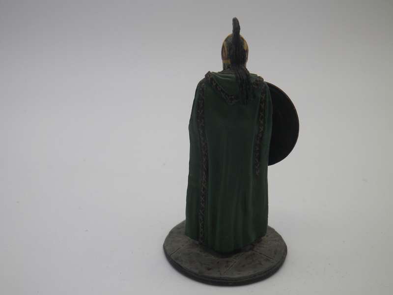 ROHAN SOLDIER Lord of the Rings Hand Painted Lead figurine NLP 2004. Original label