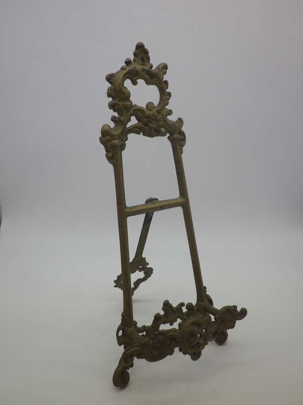 VINTAGE BRASS  STANDING PICTURE EASEL. 24cm