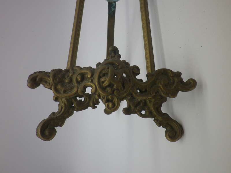 VINTAGE BRASS  STANDING PICTURE EASEL. 24cm