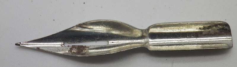 Antique Hallmarked Silver dip pen. Boxed with nib. Birmingham, 1899 Maker James Fenton