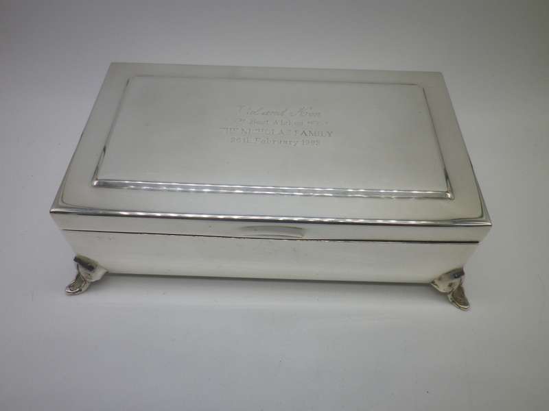 Vintage Rhodesian A1 silver plate on copper footed table cigarette/tobacco box