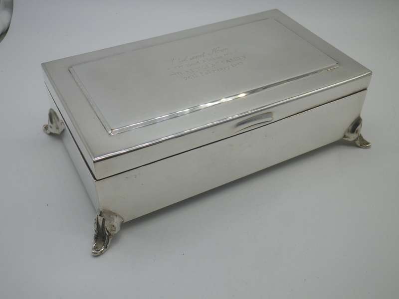 Vintage Rhodesian A1 silver plate on copper footed table cigarette/tobacco box