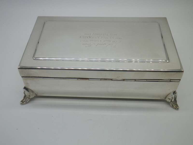 Vintage Rhodesian A1 silver plate on copper footed table cigarette/tobacco box