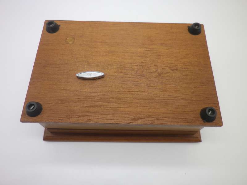 Vintage Wooden MUSICAL Jewellery Box. Working. Plays 'Rock-a bye-Baby"