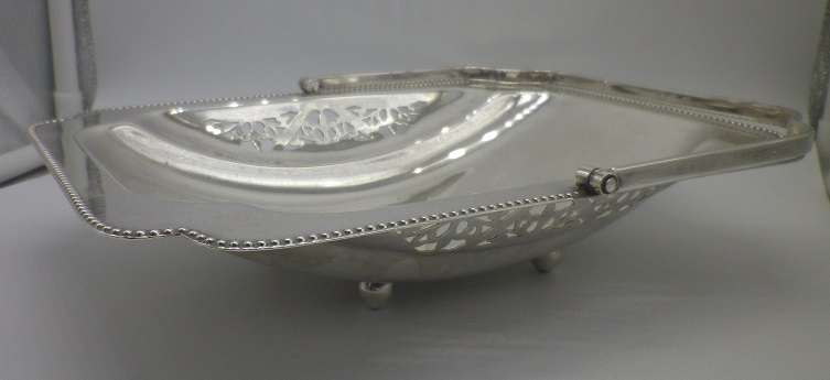 VINTAGE SILVER PLATED EMSS silver plate on brass SWING HANDLE RECTANGULAR SWEET BOWL GREAT CONDITION