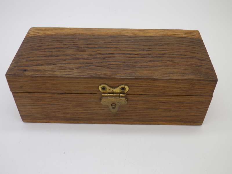 A VINTAGE WILKINSON SWORD RAZOR IN ORIGINAL Wooden Box with 3 hollow ground blades