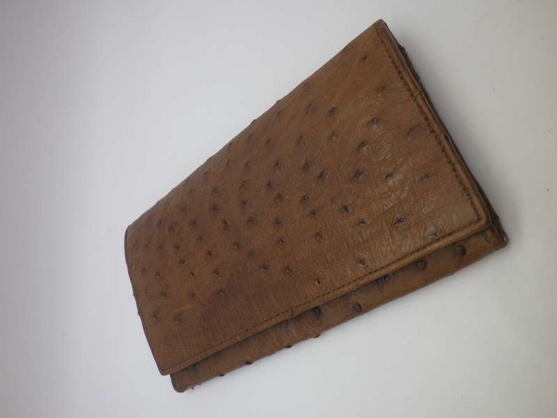 Quality Vintage OSTRICH LEATHER Unisex Purse.