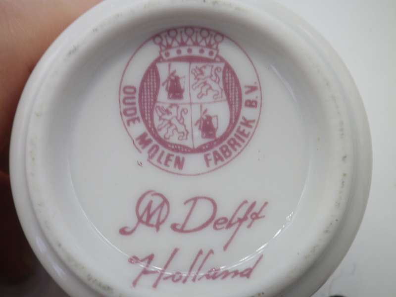 PINK DELFT OUDE MOLEN FABRIEK HOLLAND VINTAGE TOOTH PICK HOLDER