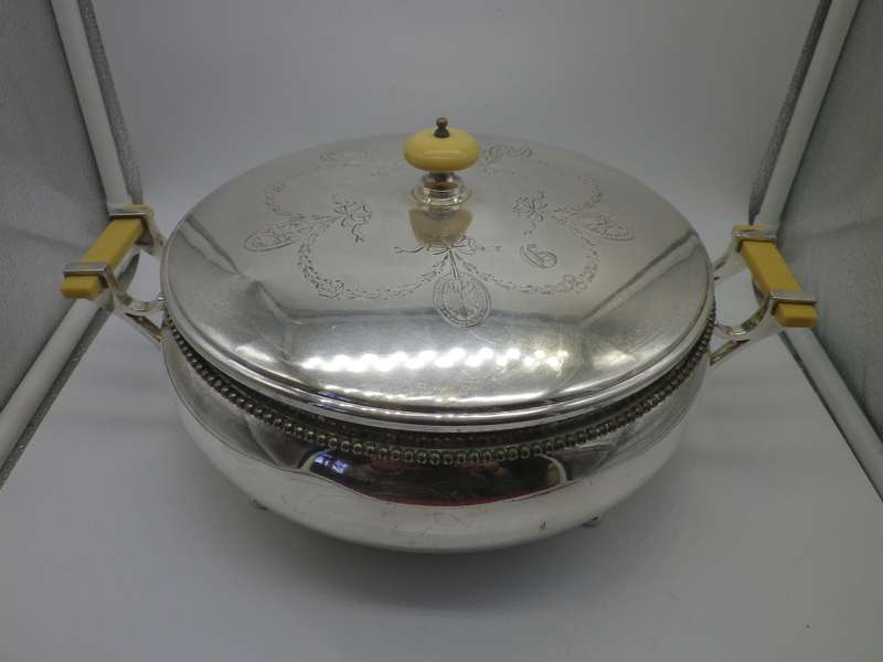 RARE HOLMES & EDWARDS USA Antique c1890s Silver plate lidded serving dish removable inner bowl.