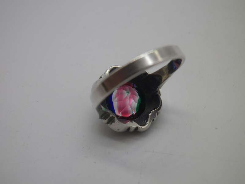 Beautiful 830 Silver, Marcasite & rainbow glass vintage dress ring. Size N 3/4 5.73 grams