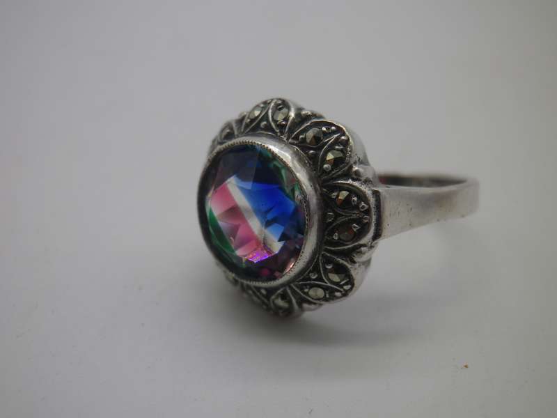 Beautiful 830 Silver, Marcasite & rainbow glass vintage dress ring. Size N 3/4 5.73 grams