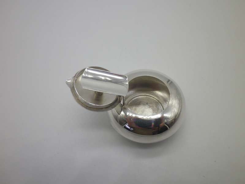 Hallmarked silver portable fold-up pocket ashtray London 1956. Douglas Pell Silverware. 19g Rare