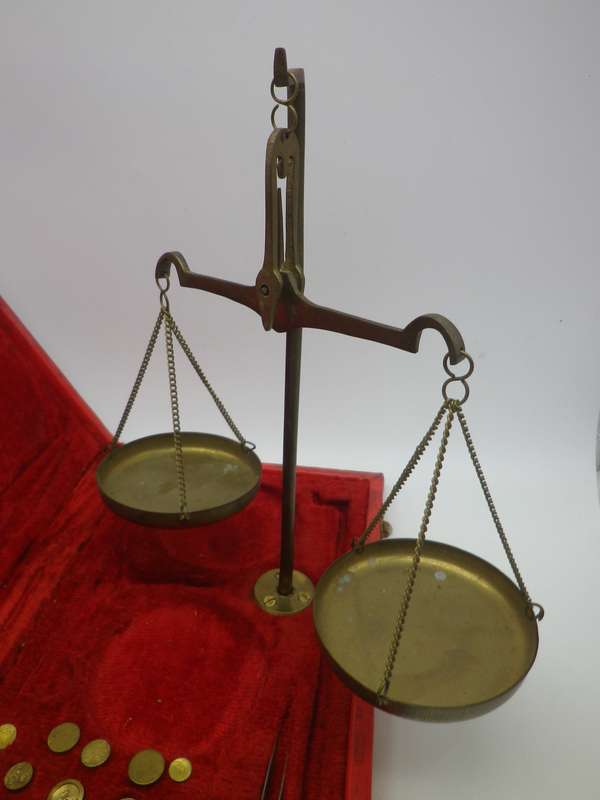 Vintage Apothecary or Jewelers Brass Travel Scale in Leather  Box