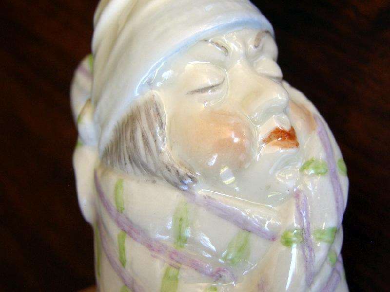 VINTAGE ROYAL WORCESTER  PORCELAIN CANDLE SNUFFER