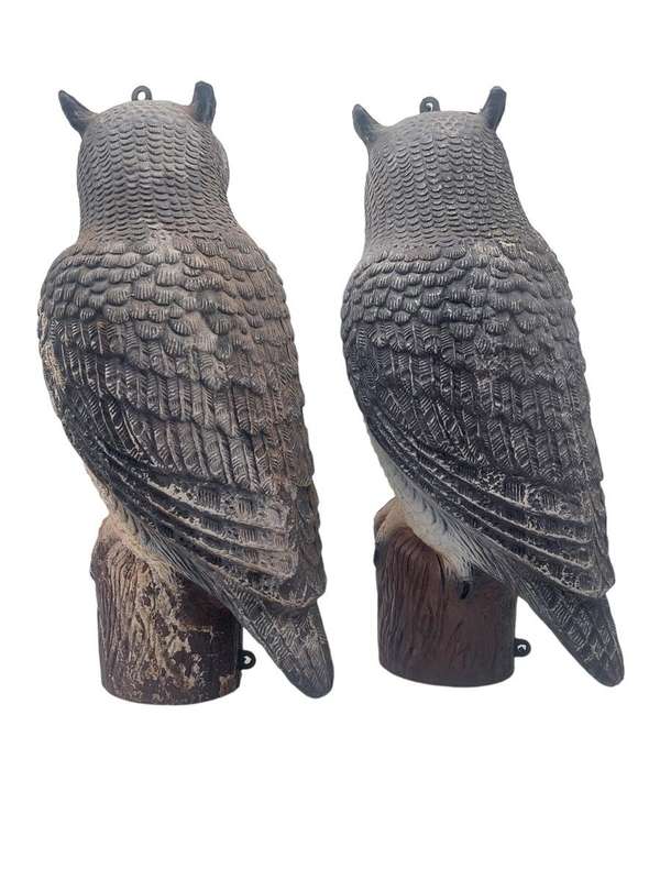 TWO REALISTIC PLASTIC BLOW MOULD GARDEN OWL ORNAMENTS or decoys  1992 FlamBeau Products USA 52cm