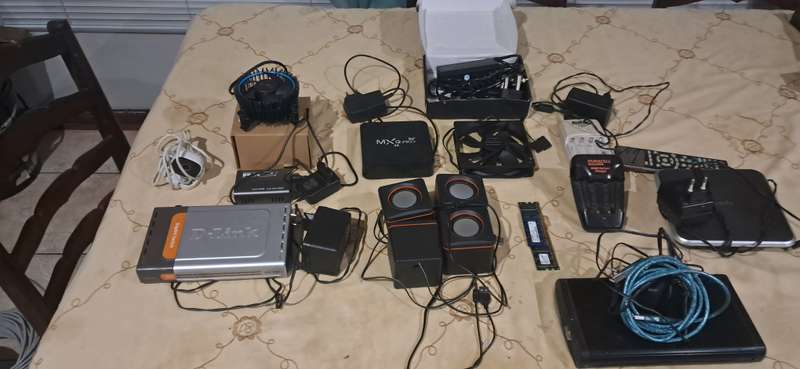 Various PC Items Bundle (See Descriptions & Photos)