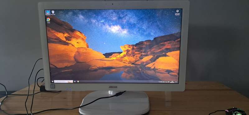 Mecer i5-7400 All In One Pc