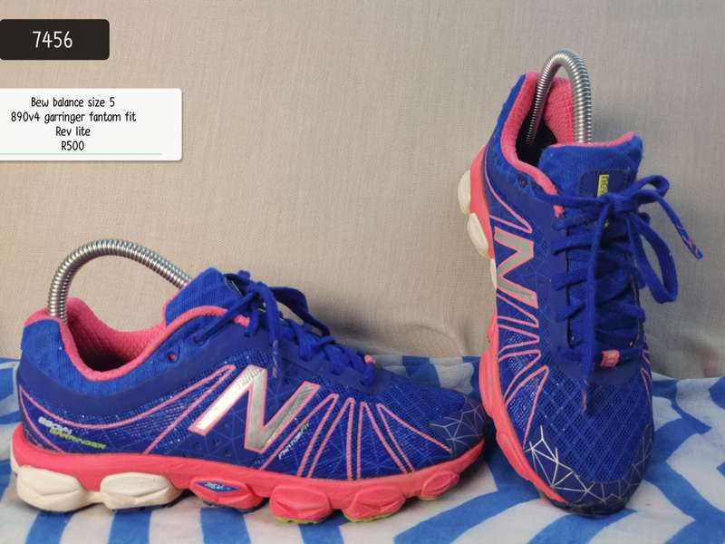 new balance 890v4 garringer fantom fit rev lite running shoesize 5