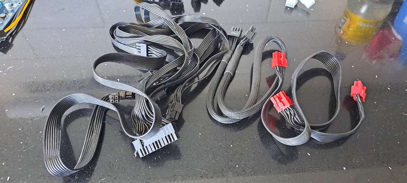 Modular PSU Cables + Brand New PCI-E Splitter Cables