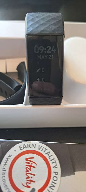 Fit Bit Charge 3