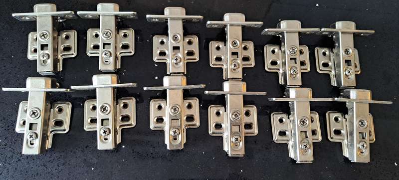 12 x Soft Close Cupboard Hinges