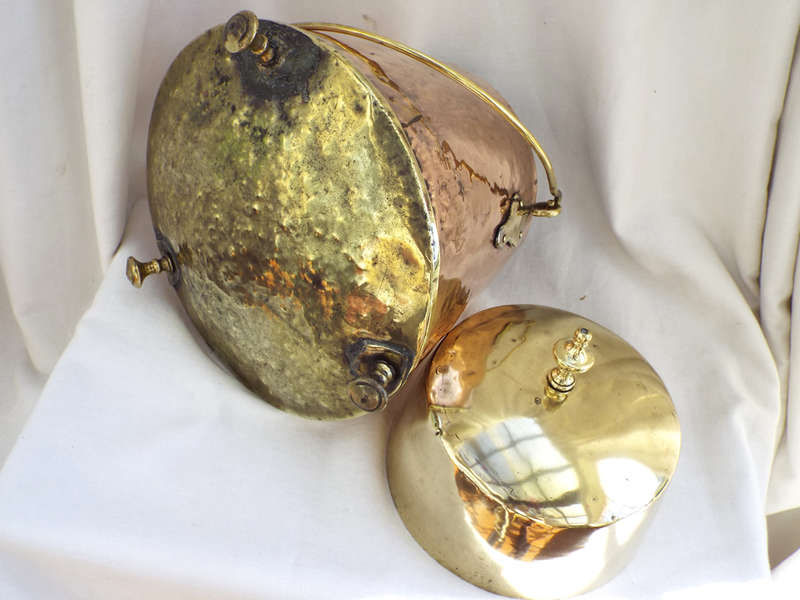 Antique Dutch copper/brass Doofpot circa 1830-1850. Ref.,MA/45