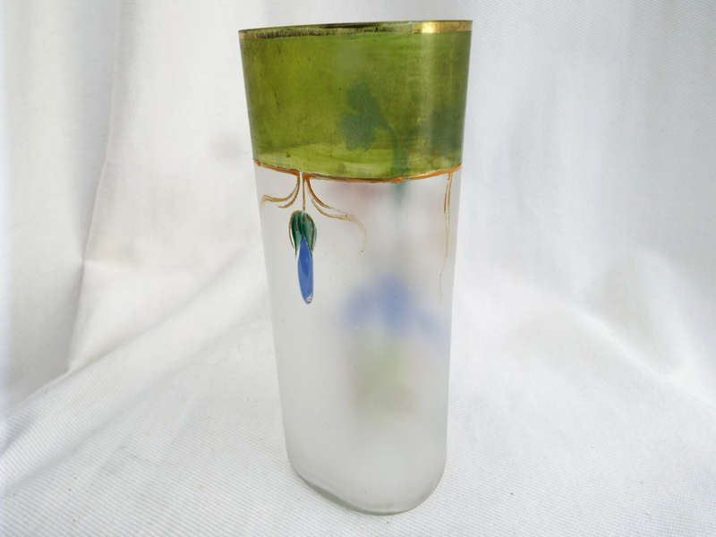 French  antique Art Nouveau enameled frosted glass vase. Circa 1890-1910. Ref No. GL/17