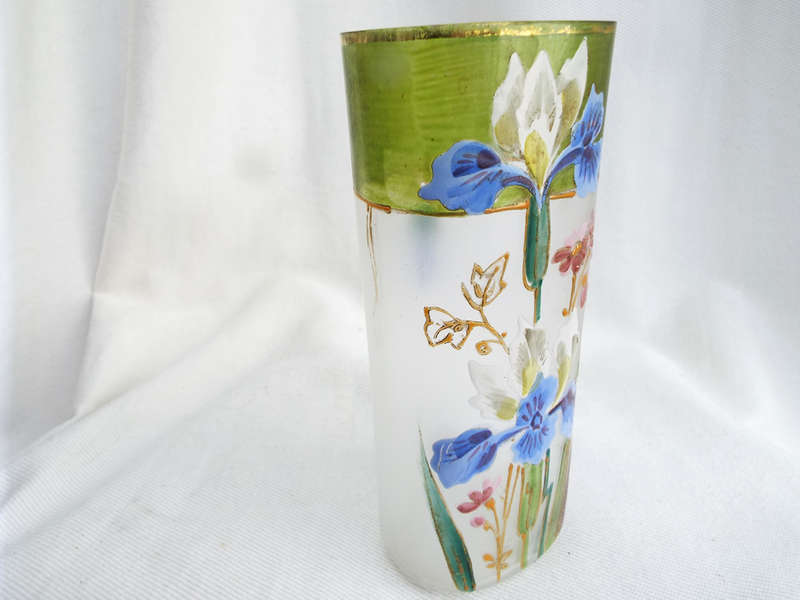 French  antique Art Nouveau enameled frosted glass vase. Circa 1890-1910. Ref No. GL/17