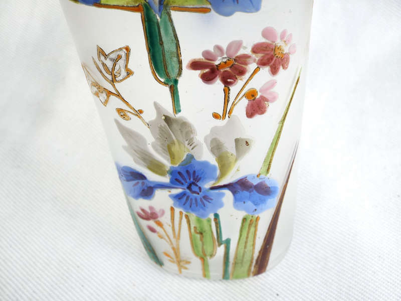 French  antique Art Nouveau enameled frosted glass vase. Circa 1890-1910. Ref No. GL/17