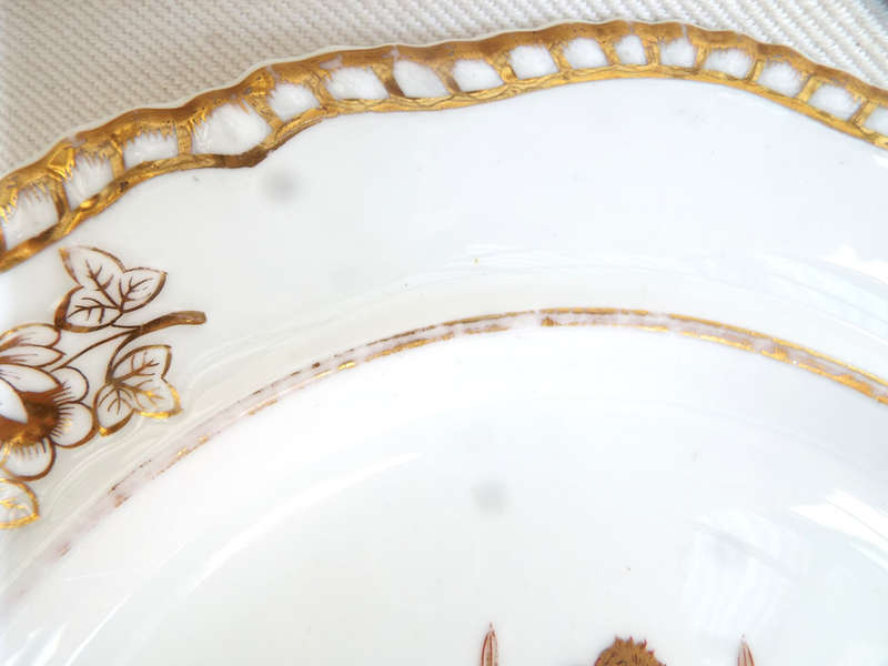 Spode British East India Company Armorial Plate 1823-1824. Ref. P105