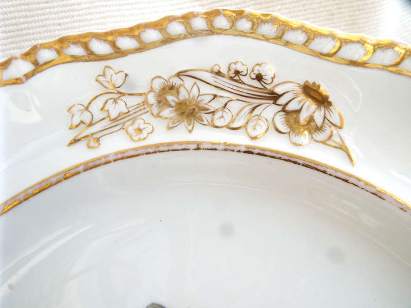 Spode British East India Company Armorial Plate 1823-1824. Ref. P105