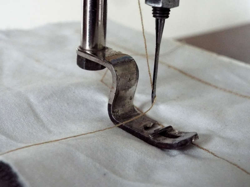 Antique 1883 Willcox and Gibbs Chain Stitch Sewing Machine Ref. MA-47