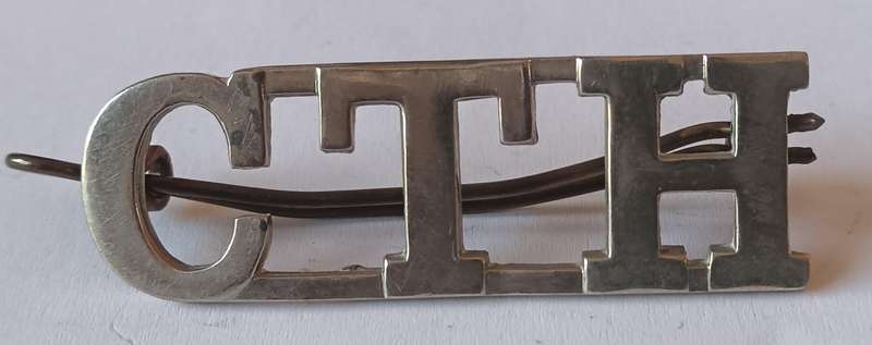 Cape Town Highlanders metal shoulder title (CO214) 2 of 4