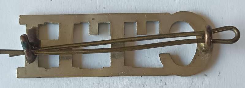 Cape Town Highlanders metal shoulder title (CO214) 3 of 4