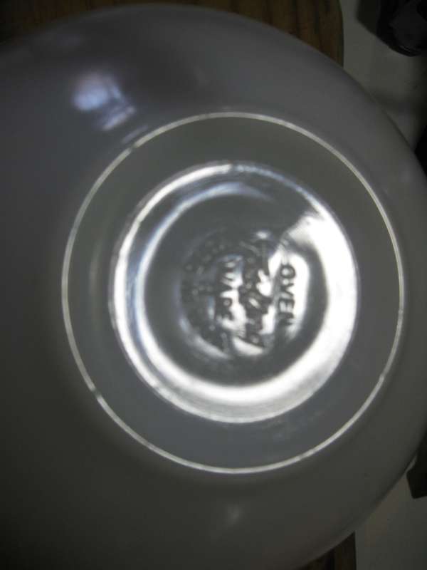 RARE 3 PIECE FIRE KING CASSEROLE SET IN MINT CONDITION