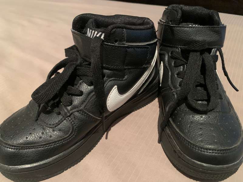 Gorgeous Nike boot takkie