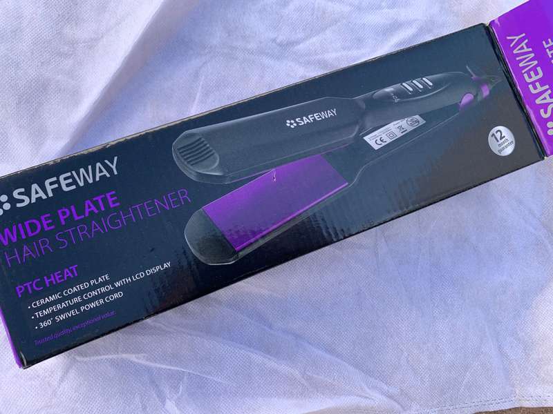 **Womens Month Specials : Take 80% off Wide plate hair straightener **