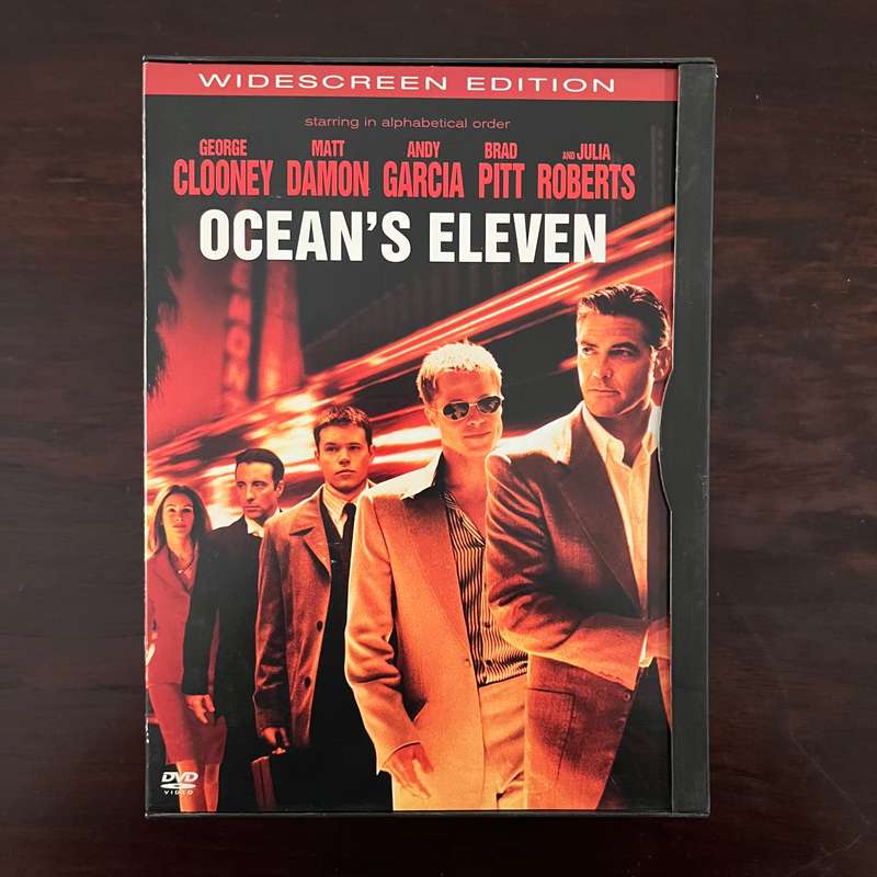 Oceans Eleven DVD Zone 1 US Press Brad Pitt Matt Damon