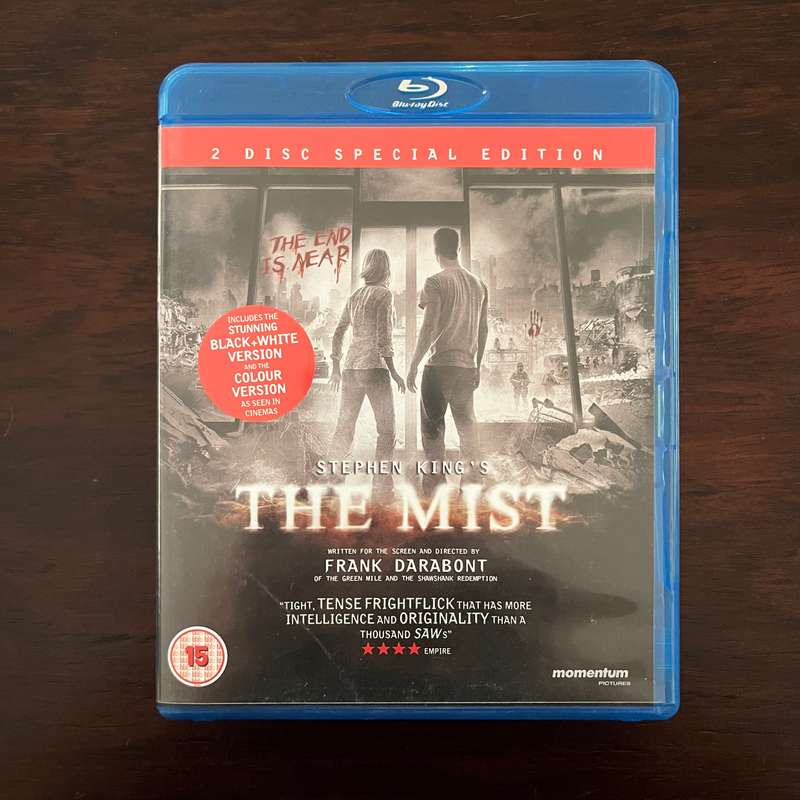 The Mist Blu Ray Two Disc Special Edition Includes Black and White Version UK Press Stephen King