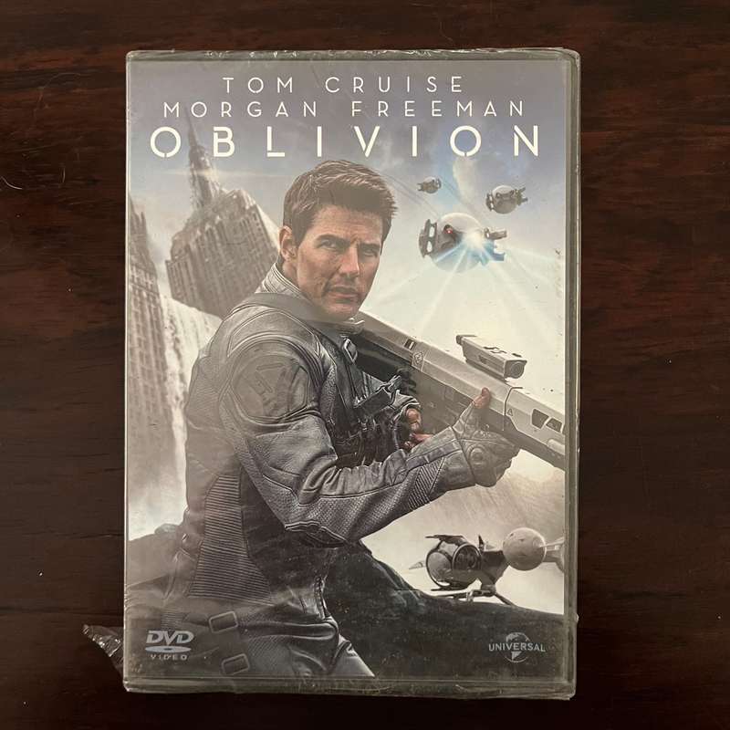 Oblivion DVD Tom Cruise South African Press New and Sealed