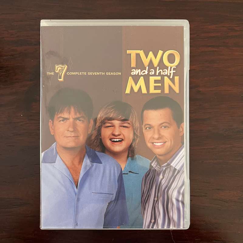 Two And A Half Men Season 7 3DVD Set South African Press