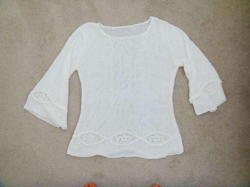 Ladies   Jersey  -   Size  medium -   Beautiful  White - Virtually New
