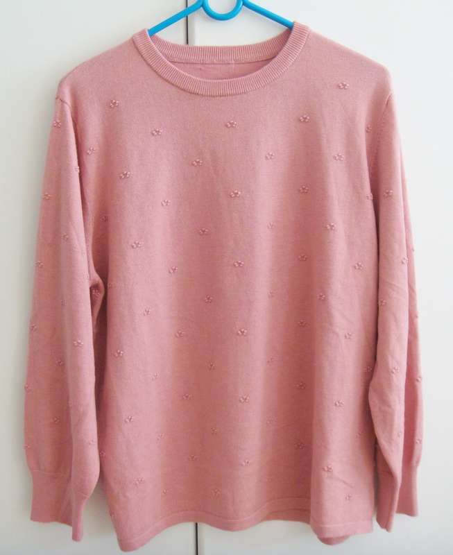 Ladies   Jersey  -   Size  medium/ Large -   Beautiful  PINK - BRAND NEW