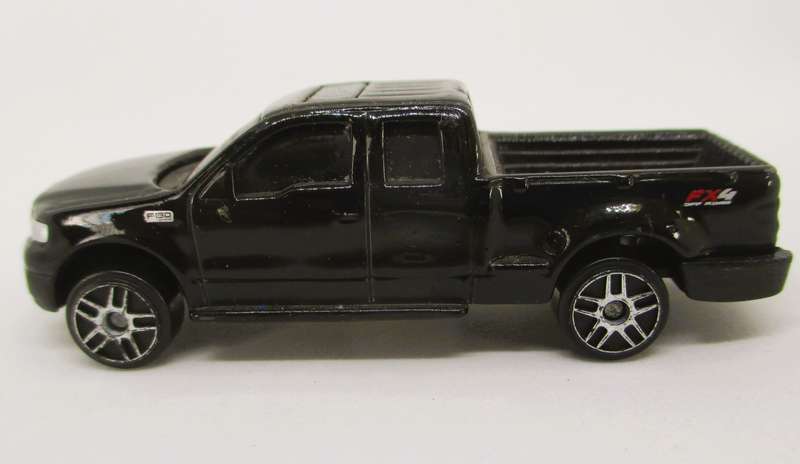 Maisto 2004 Ford F-150 FX4 Off-Road Truck Black 1:64 Scale Die Cast Toy Car Vehicle